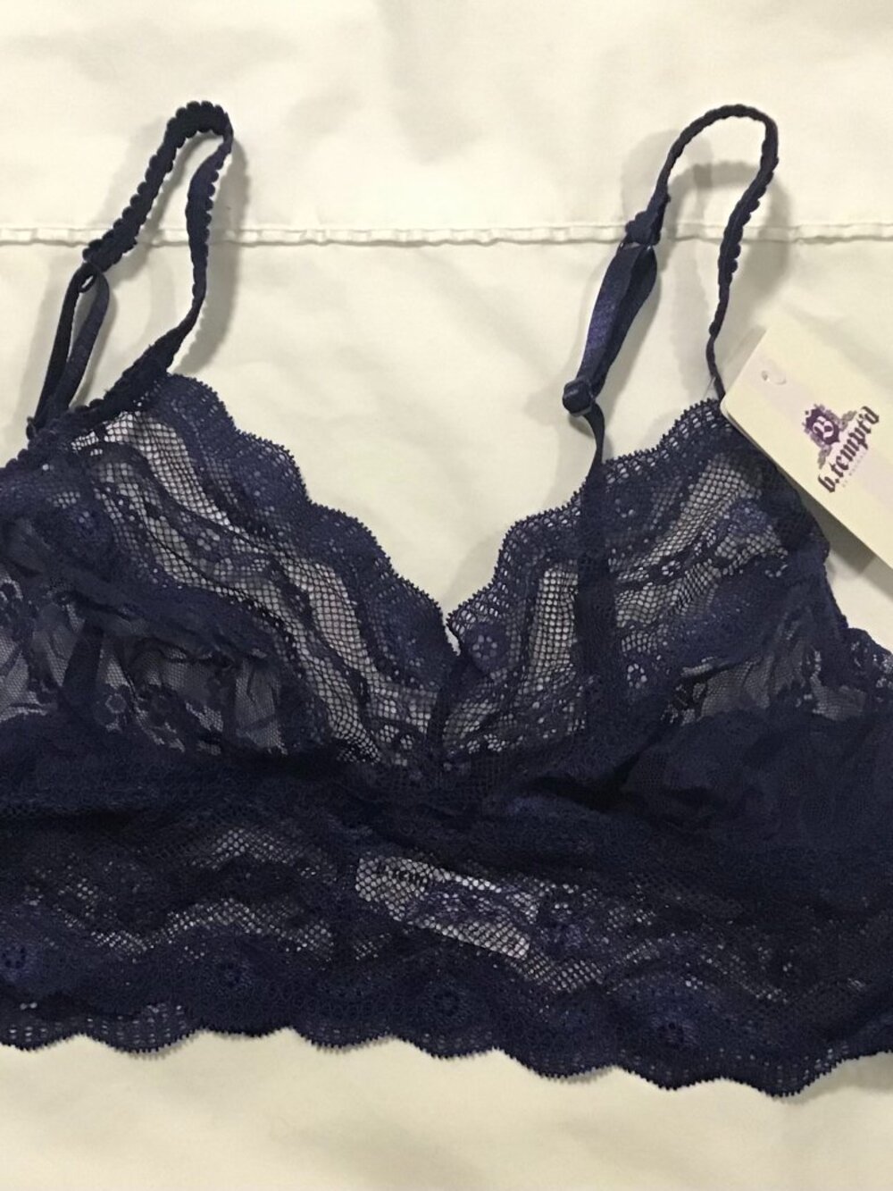 B. Tempt’D Womens Lace Bralette Bra .... Blue